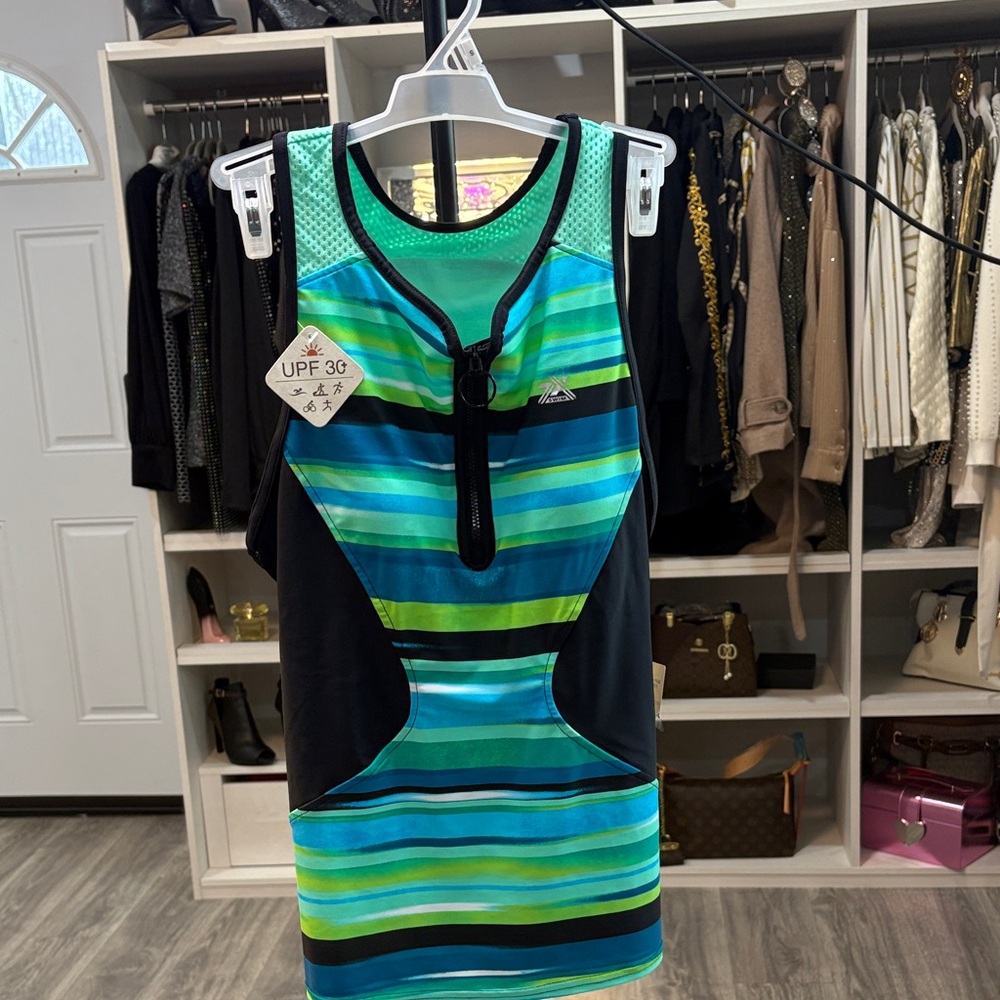 Striped Sleeveless Top with Zipper